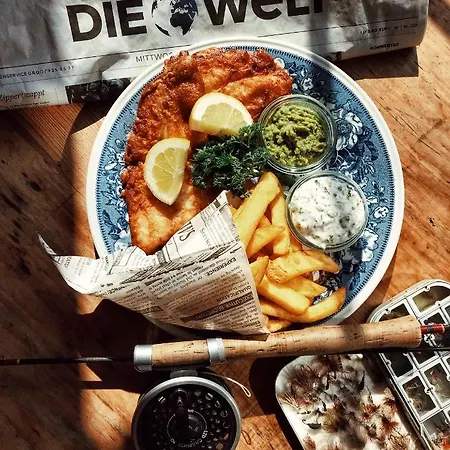 Отель & Weinhaus Zum Schwarzen Baeren