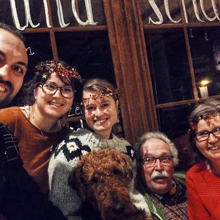 & Weinhaus Zum Schwarzen Baeren