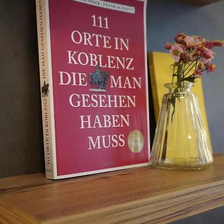 & Weinhaus Zum Schwarzen Baeren 3* Koblenc
