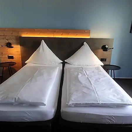 Hotel&weinhaus Zum Schwarzen Bären Hotel Koblenz (Rhineland-Palatinate)