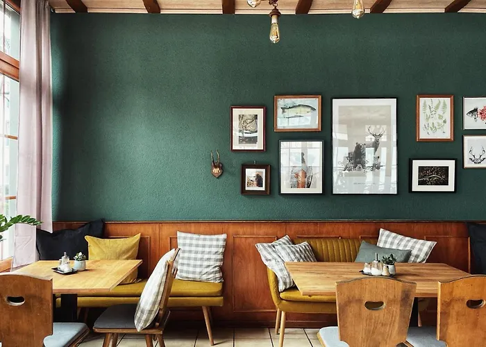 黑熊葡萄酒屋及酒店 酒店 3*