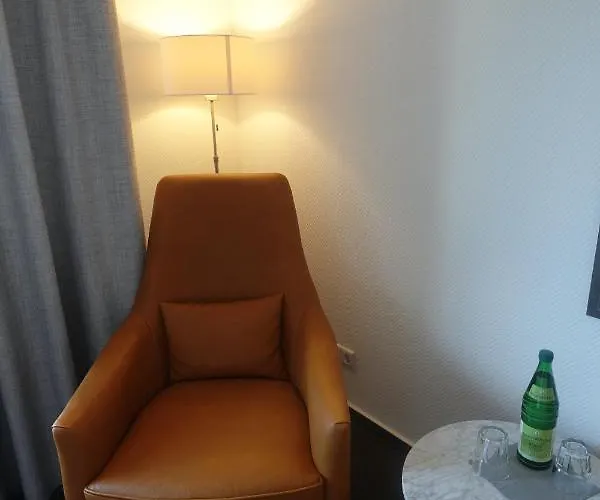 黑熊葡萄酒屋及酒店 科布倫茨