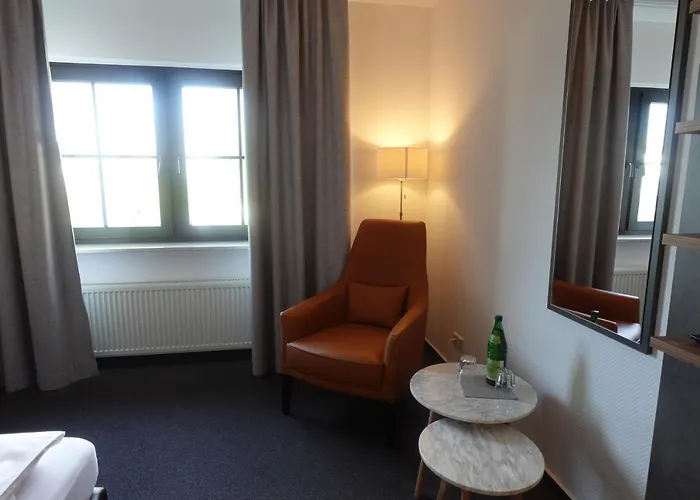 黑熊葡萄酒屋及酒店 科布倫茨